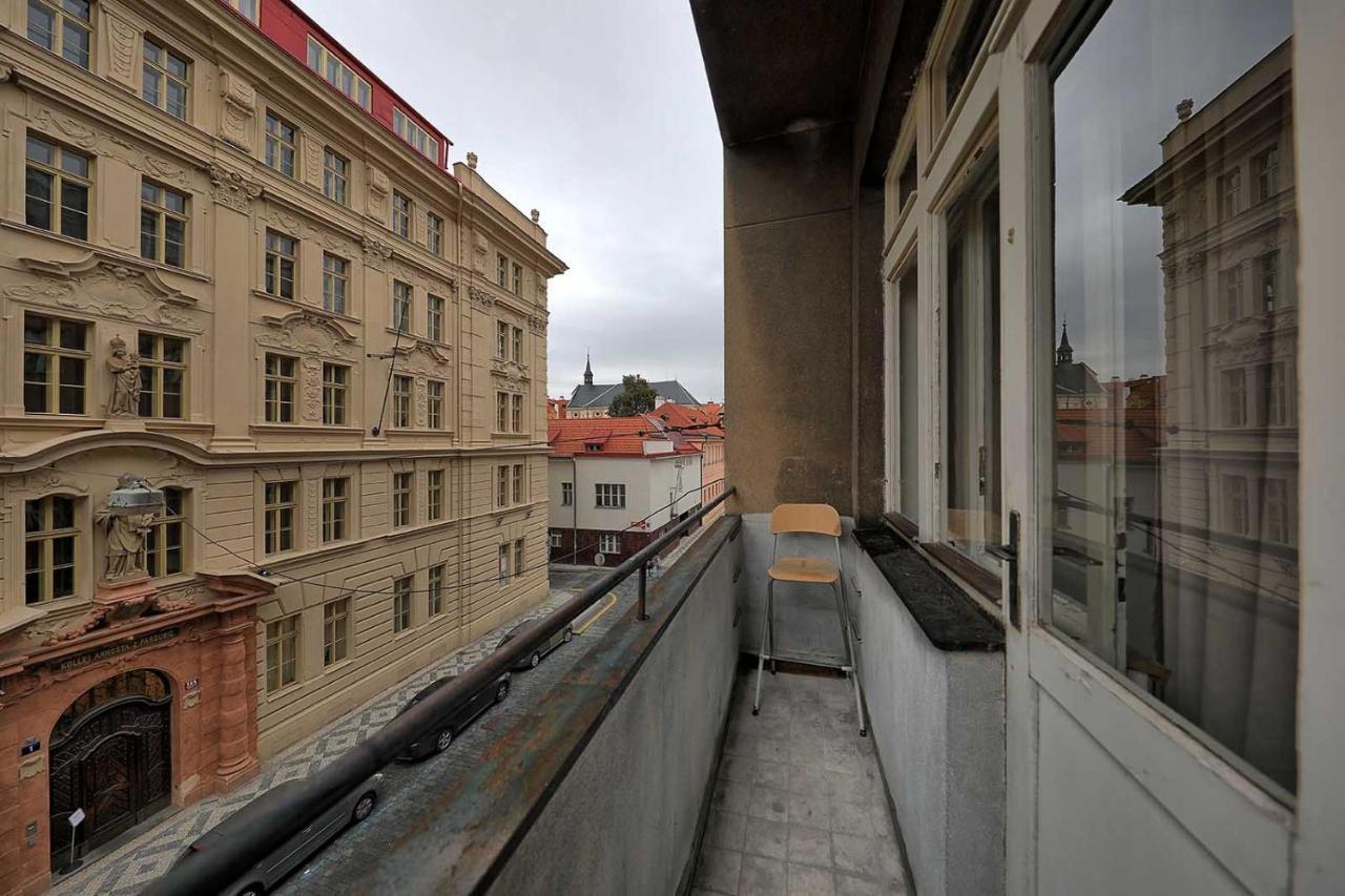 Apartments Vorsilska Praga Exterior foto